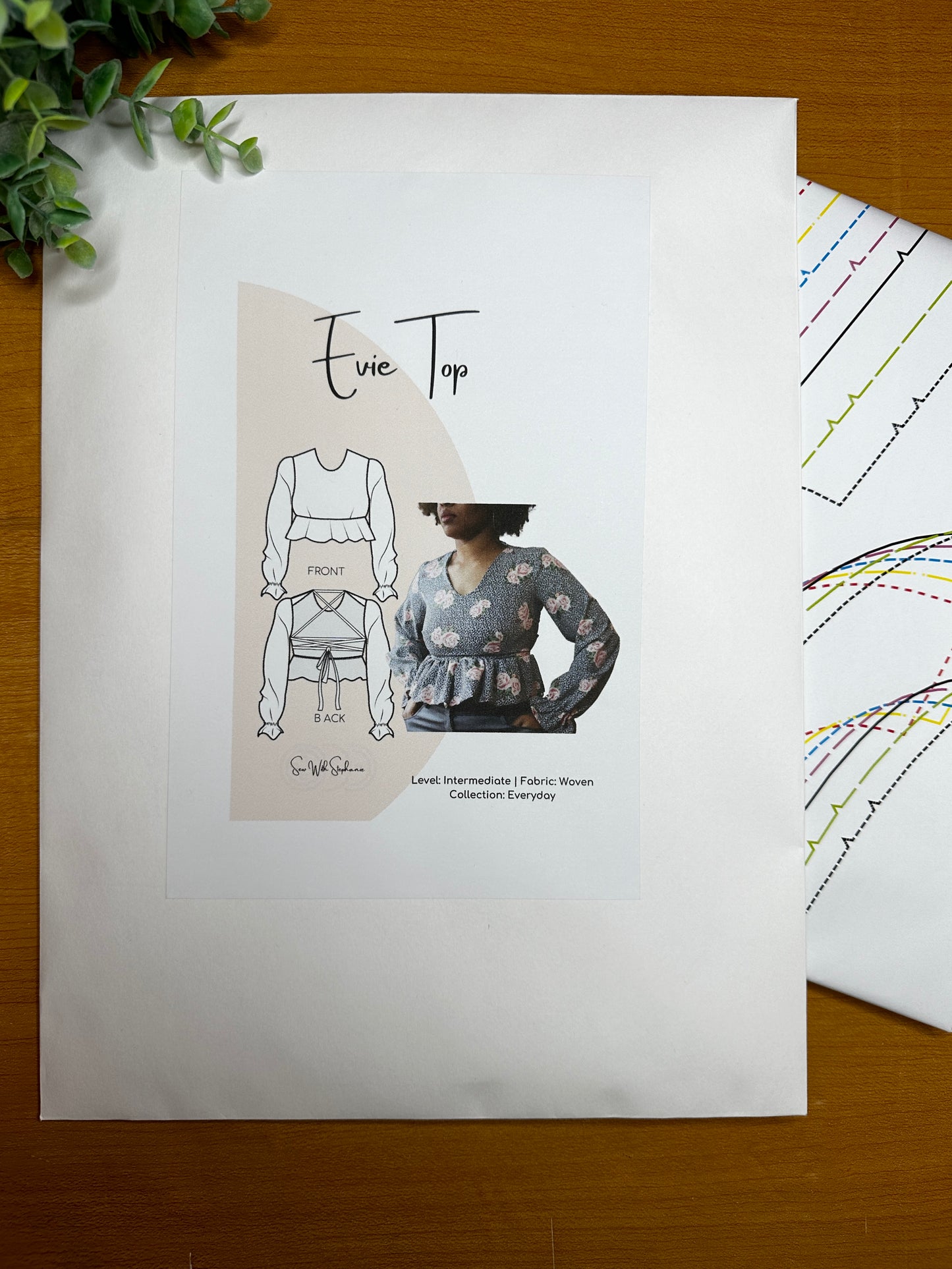 EVIE TOP - PRINTED Pattern